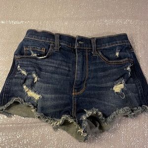 Hollister Vintage Short Denim Women’s Size 24W Navy Blue.
